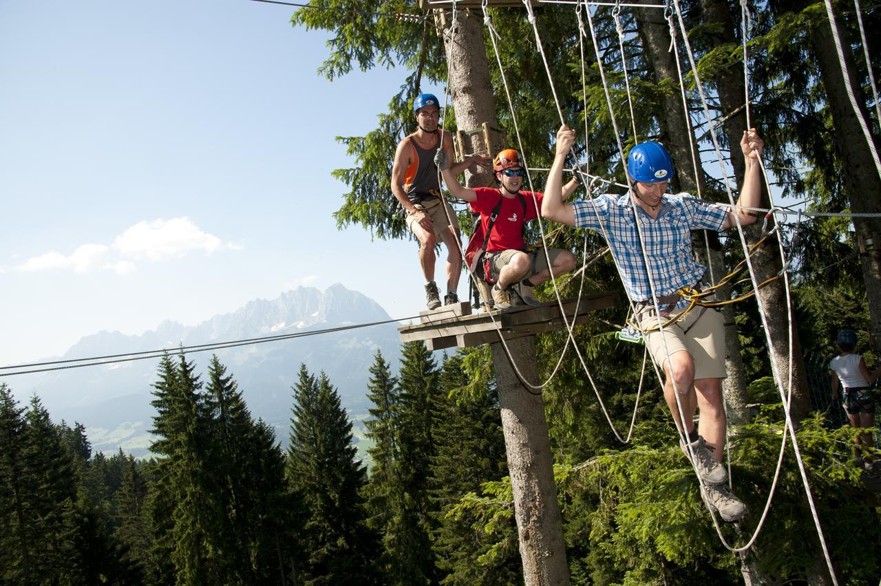 Cubo Sport & Art Hotel Sankt Johann in Tirol Eksteriør bilde